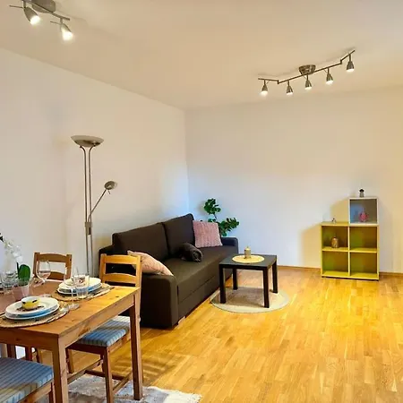 Lägenhet 60 M2 Near Airport - Free Parking Schwechat