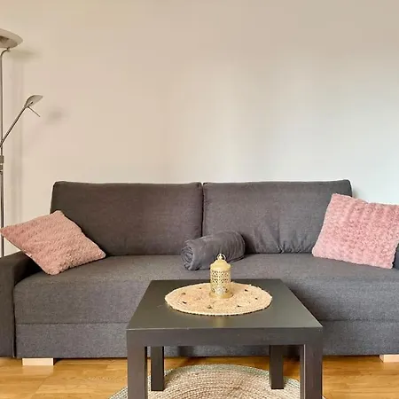 60 M2 Near Airport - Free Parking * Schwechat